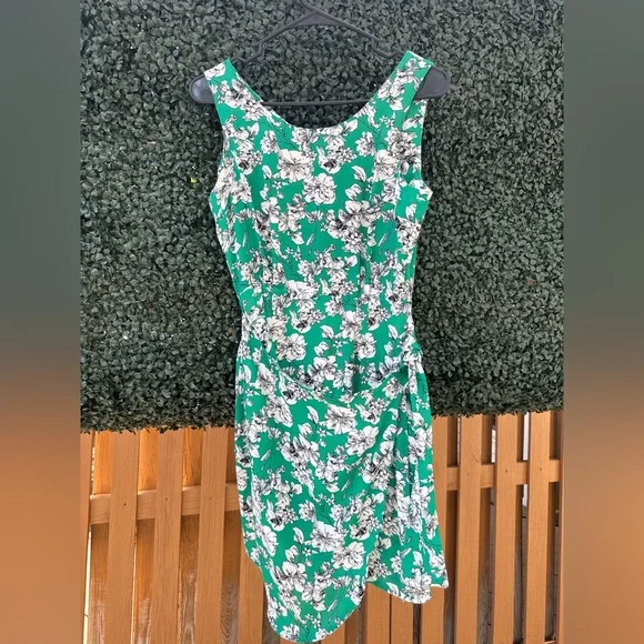 Cecico floral dress - Picture 2 of 7